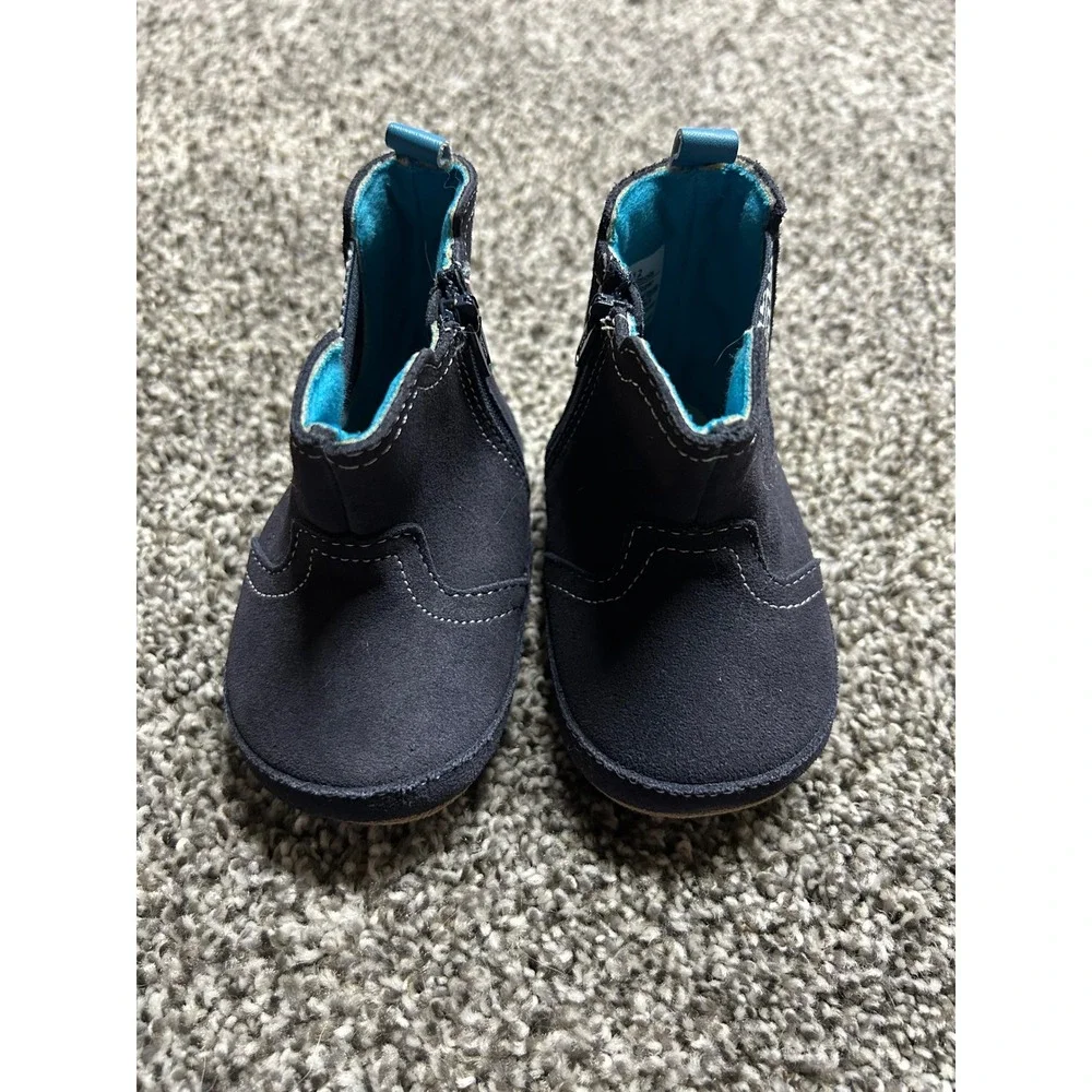 Robeez baby boots